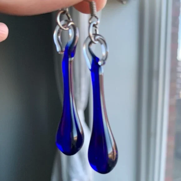 Set of 2 Blown Glass Earrings Handmade - Picture 3 of 3